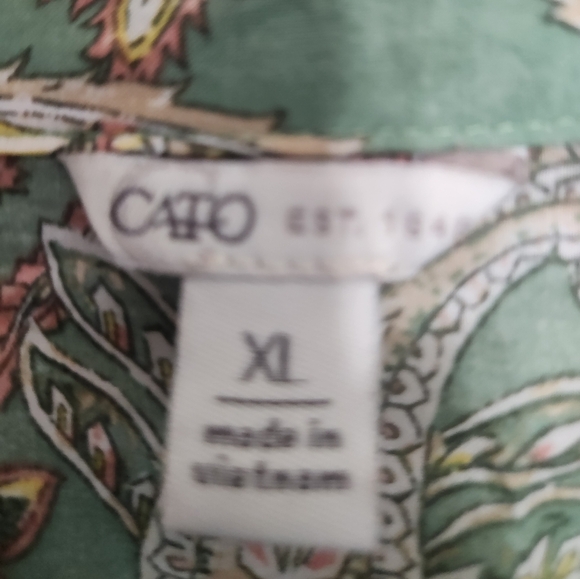 Cato PAISLEY BUTTON DOWN  Flowing Smocked Collared Blouse Size XL - Picture 6 of 10